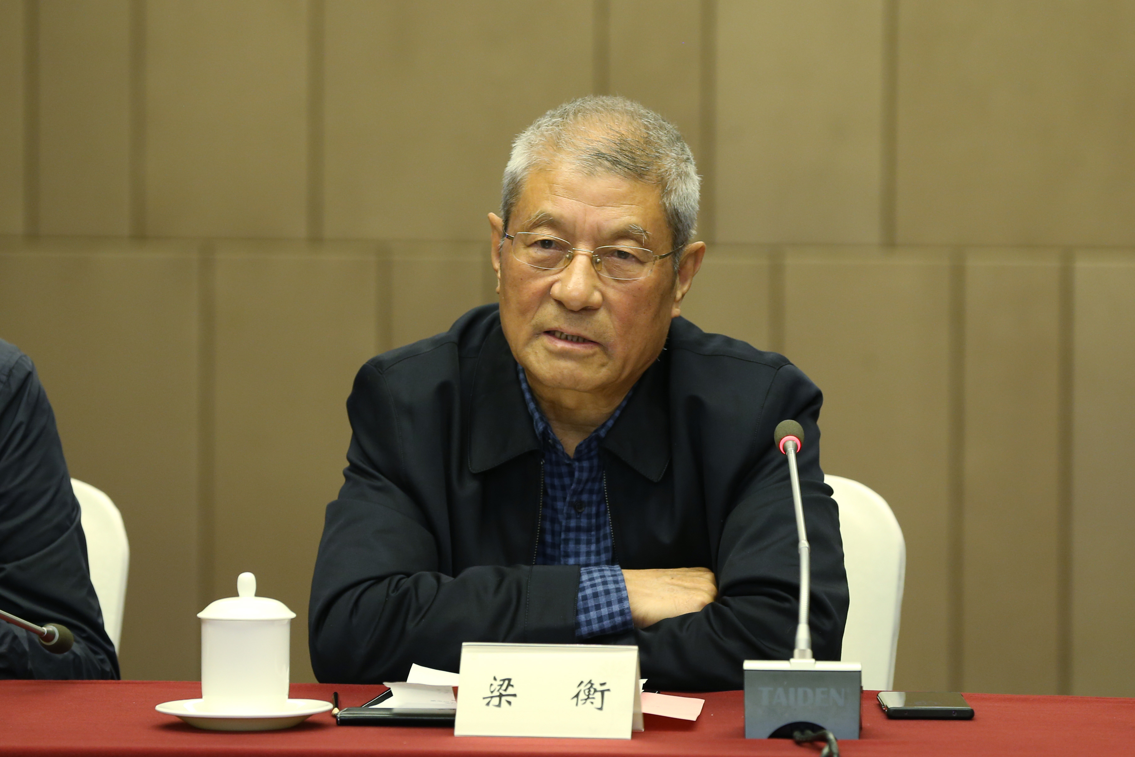 自然文学的境界李青松新书相信自然分享会在我校举办