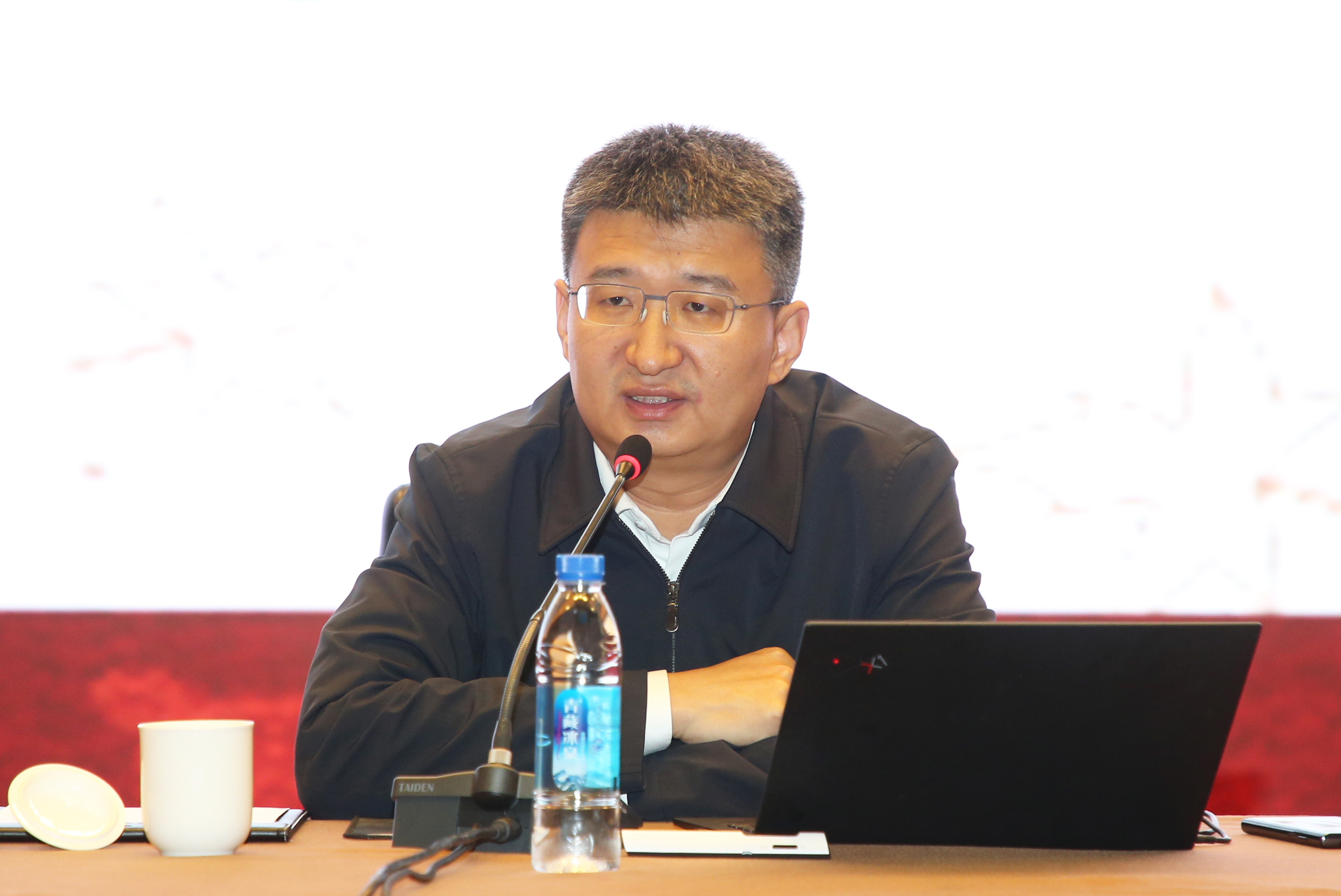 李海青教授做客每月一讲阐述新时代党的历史使命