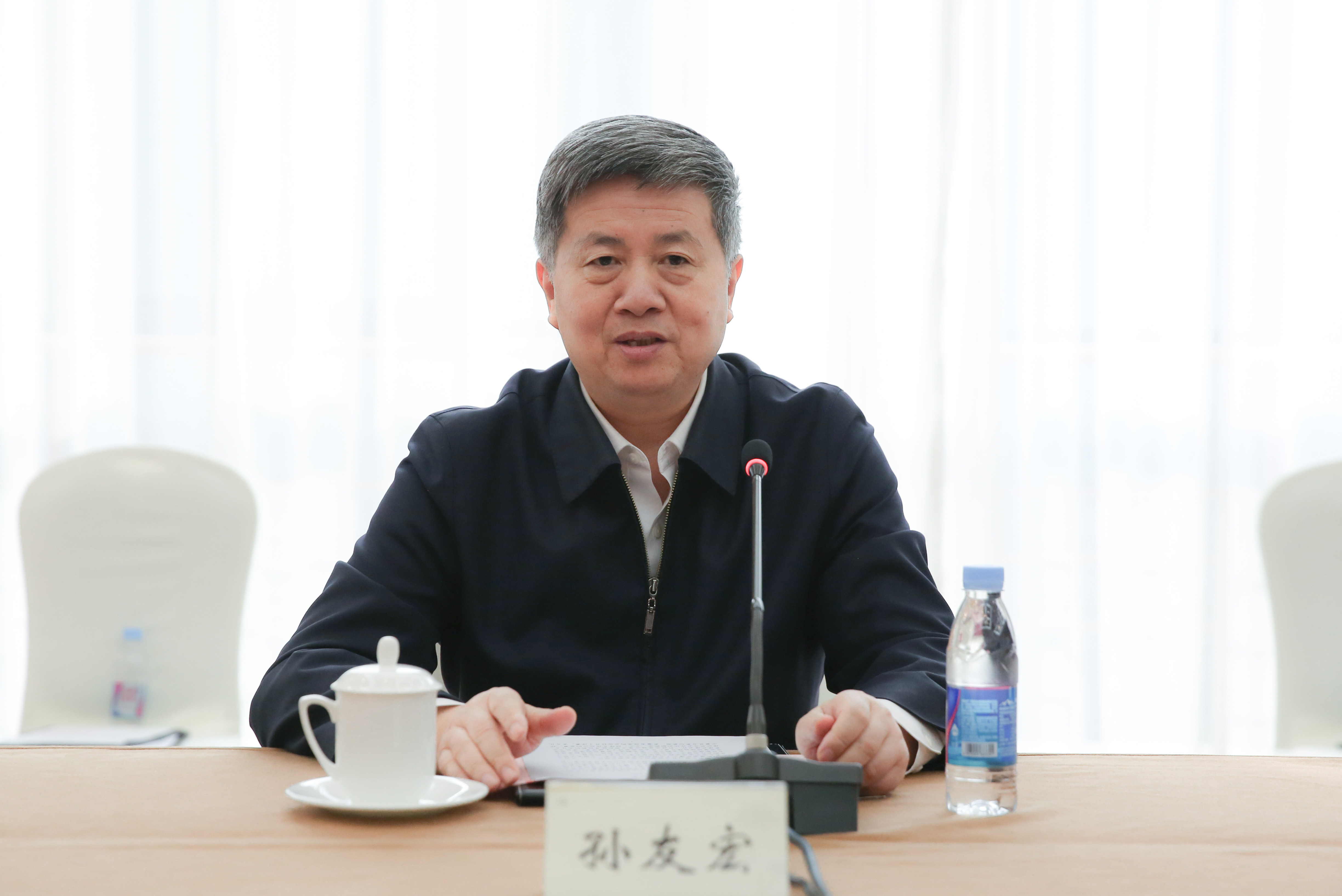 副校长刘伟,武雄,中国农业银行北京市分行行长胡新智,副行长王延田