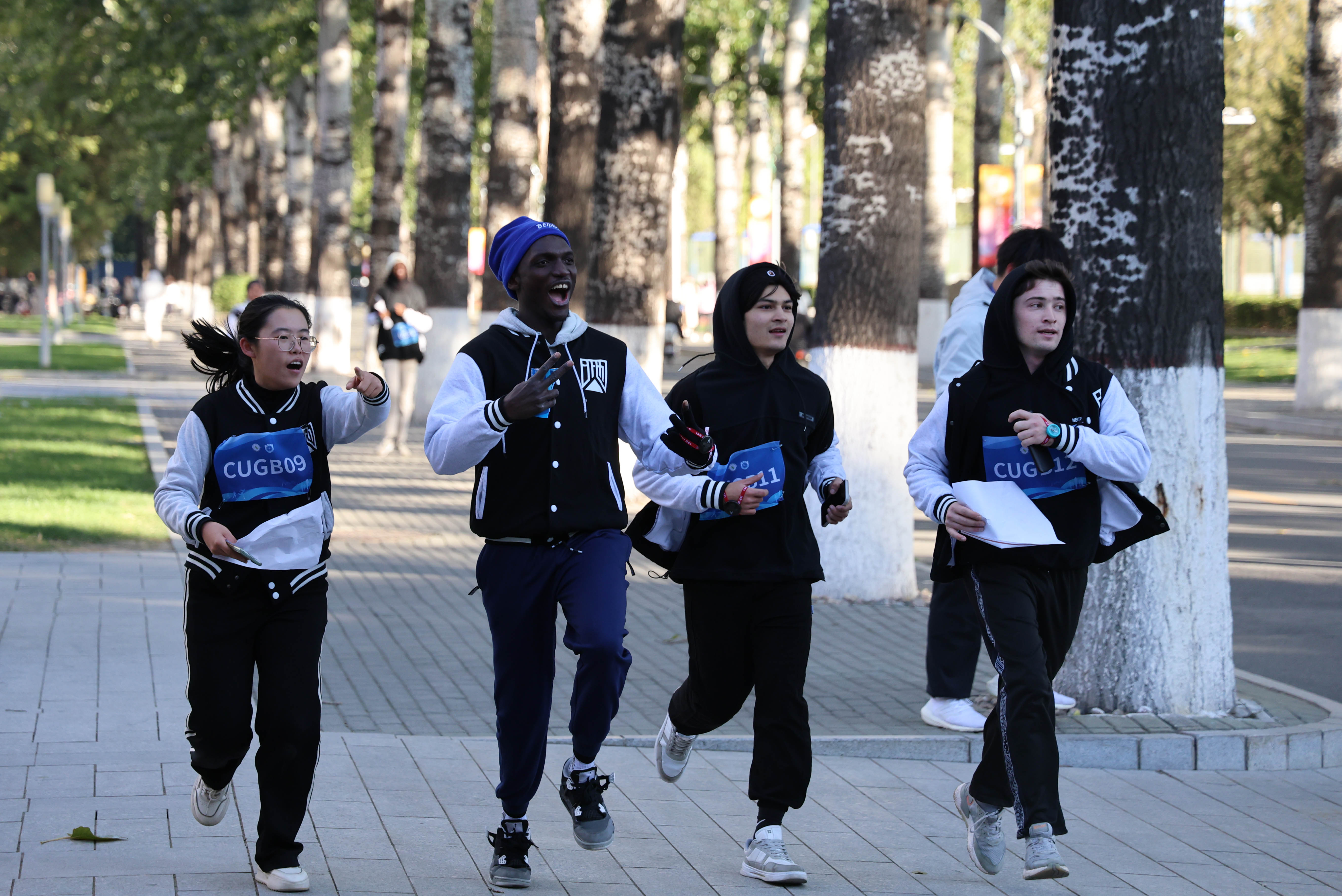 2023年首都高校留学生校园定向越野比赛在我校举办